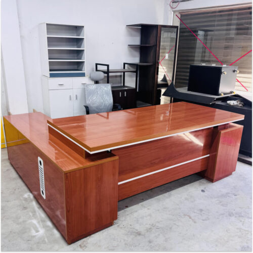 Luxurious MD Table Director Table CEO Table | DT-136